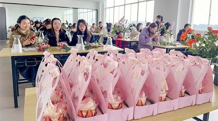 花开十里，美丽如你 | XPJ储能举办三八妇女节艺术DIY活动